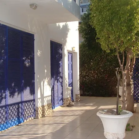 Lachi Дом отдыха Полис